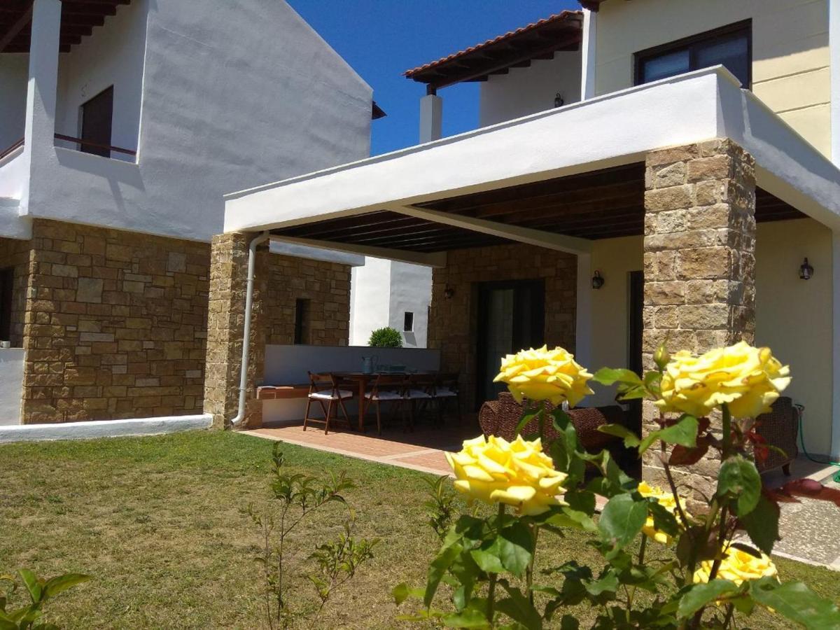 ניאה סקיוני Villa Nadia מראה חיצוני תמונה