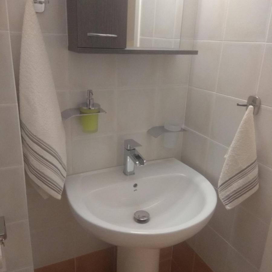 ניאה סקיוני Villa Nadia מראה חיצוני תמונה