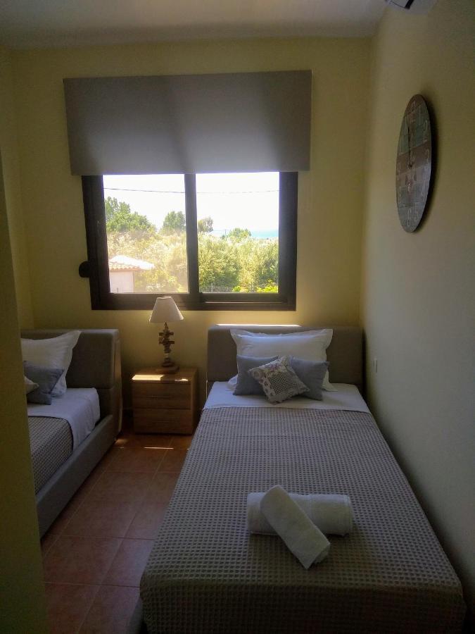 ניאה סקיוני Villa Nadia מראה חיצוני תמונה