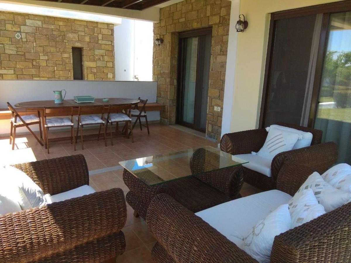 ניאה סקיוני Villa Nadia מראה חיצוני תמונה